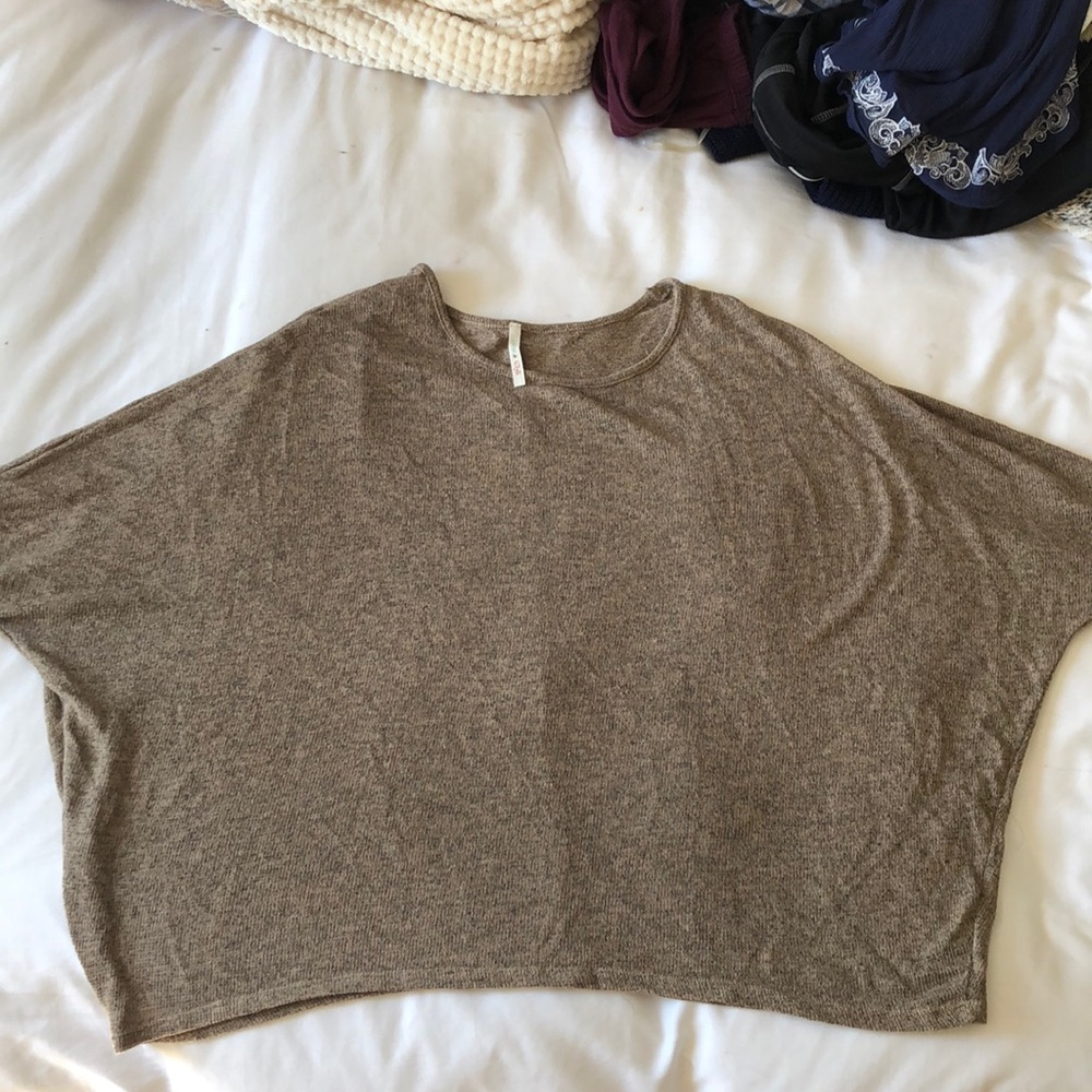 Loose taupe top